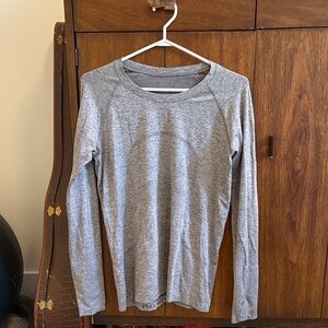 lululemon athletica Heather Gray Long Sleeve Swiftly Crew Top